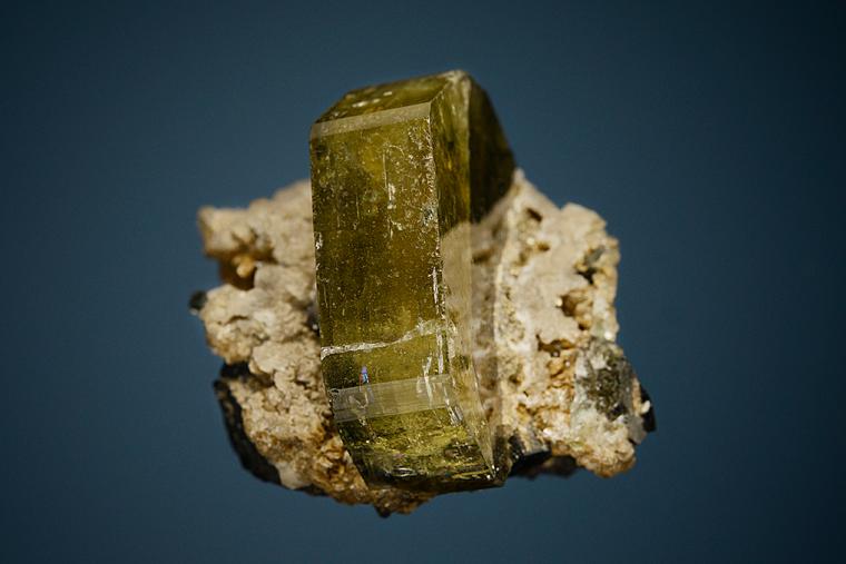 FLUORAPATITE